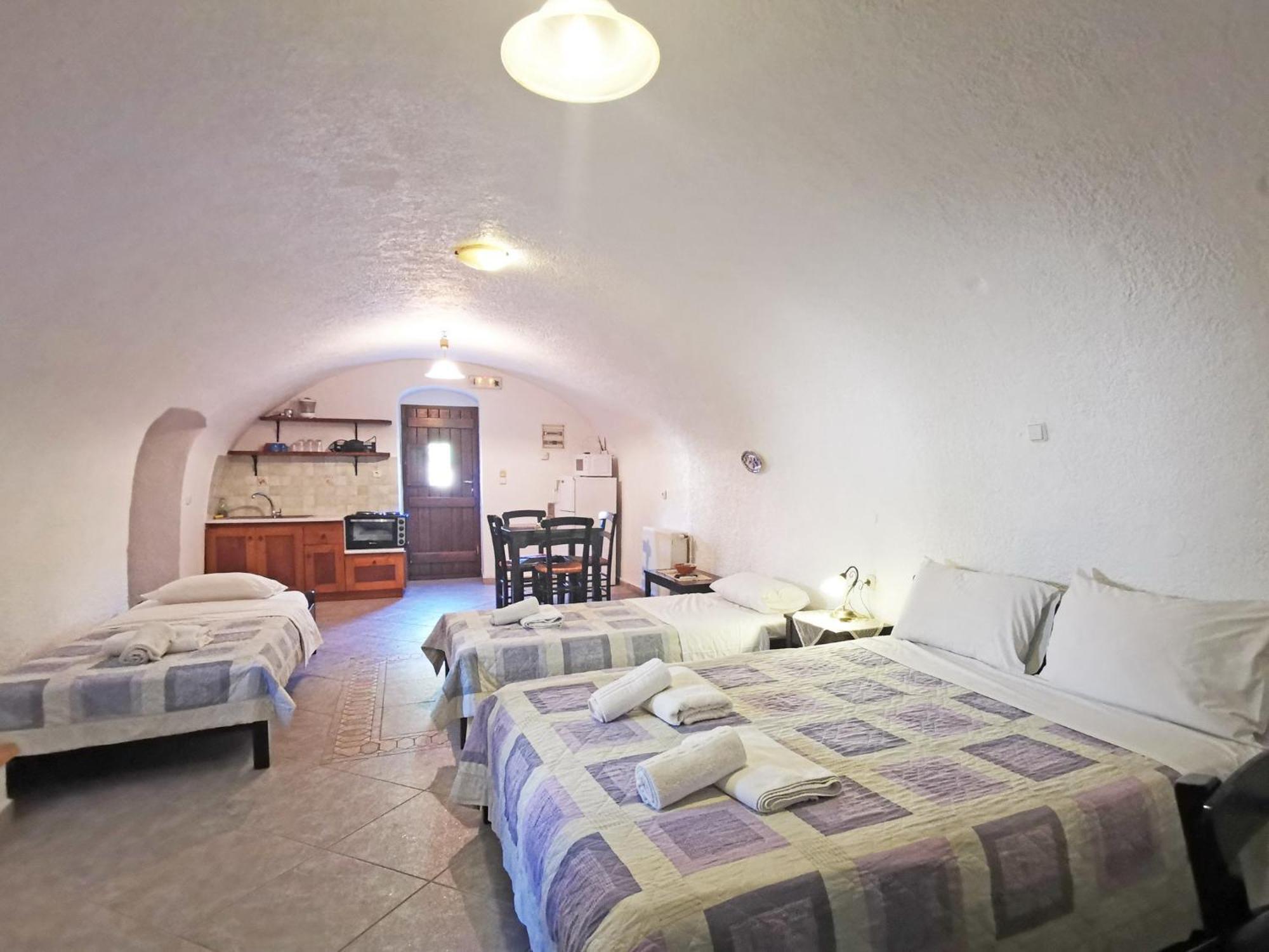 Pírgos Dhiroú Guesthouse Toxotis מראה חיצוני תמונה