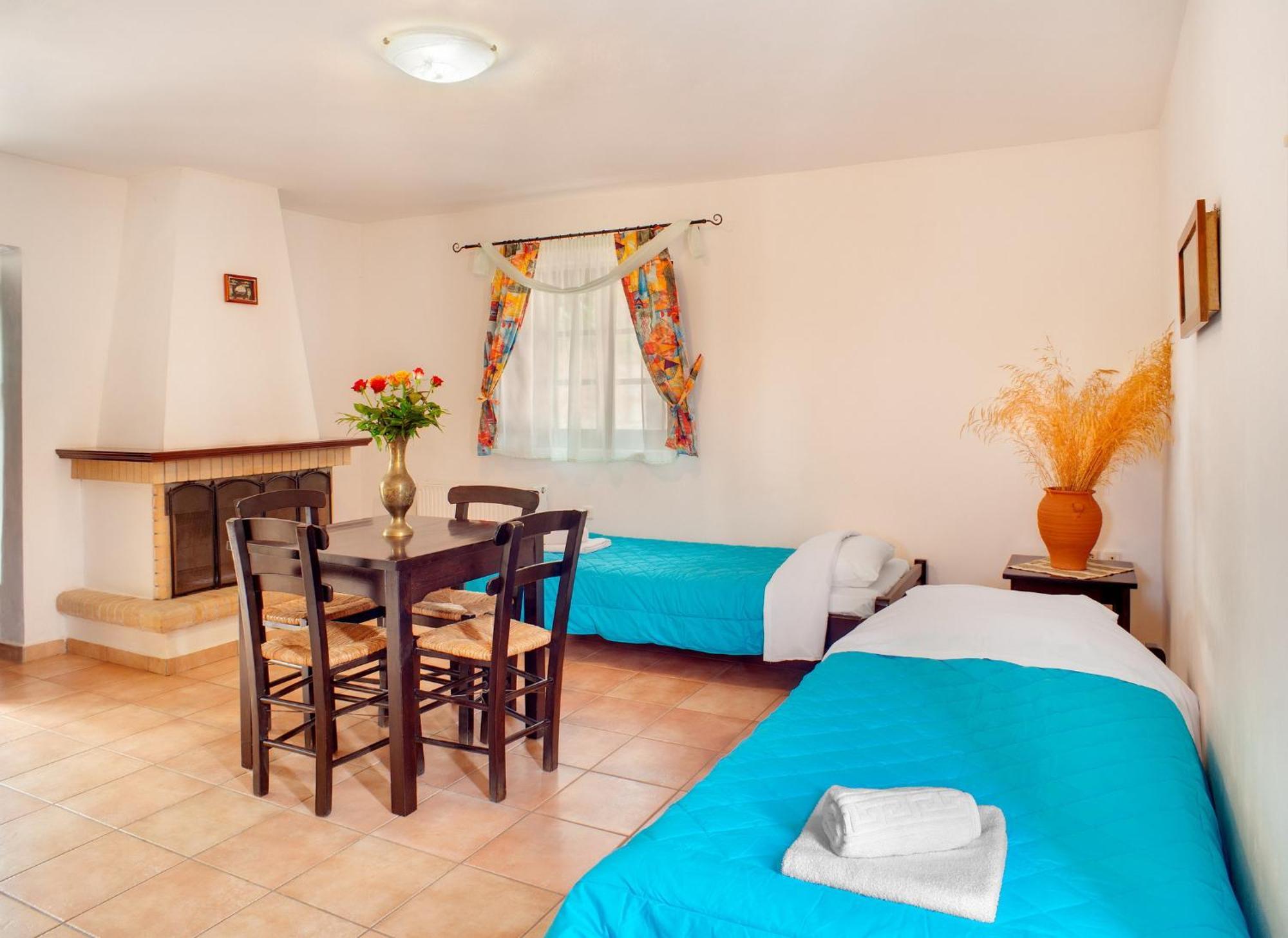 Pírgos Dhiroú Guesthouse Toxotis מראה חיצוני תמונה